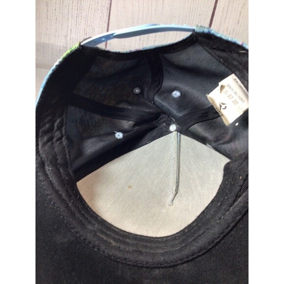 Wuke Brand World Map SnapBack Adjustable Hat - Picture 9 of 10